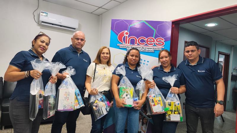 YARACUY | Trabajadores del Inces recibieron kits de útiles escolares para sus hijos