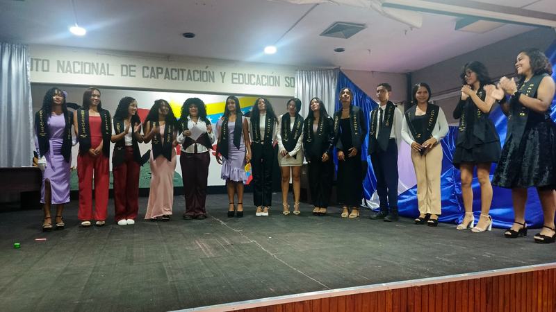 ANZOÁTEGUI | Inces egresó a 15 confeccionistas de prendas de vestir en Puerto La Cruz