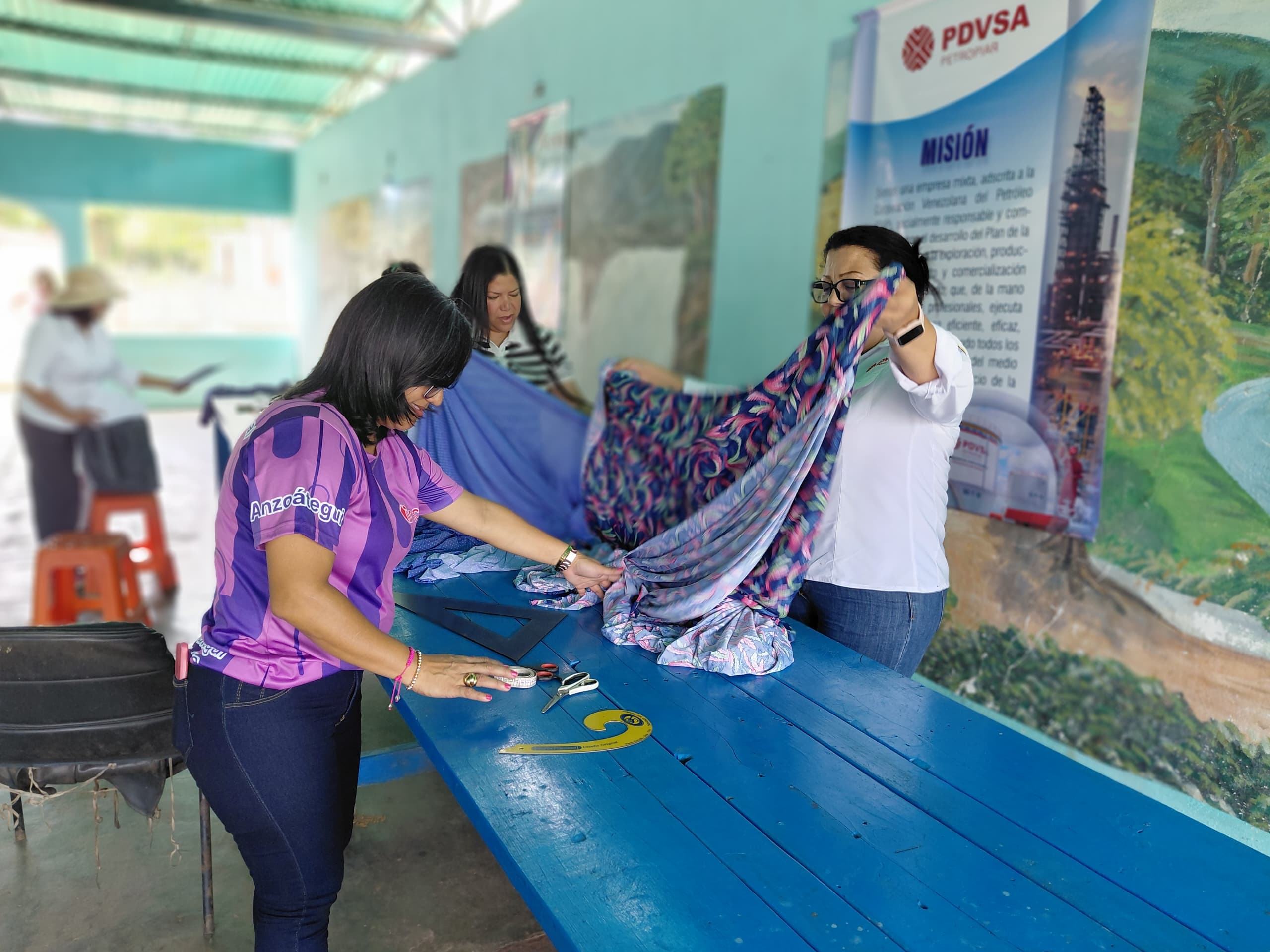 ANZOÁTEGUI | Inces inició formación en Patronaje de Prendas de Vestir en comunidad indígena Tabaro
