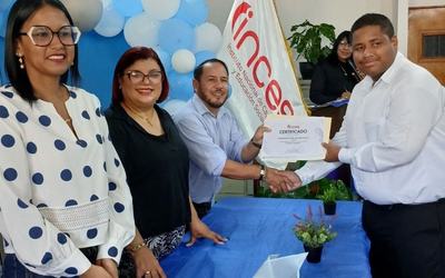 FALCÓN | Inces entregó más de 200 certificados a 68 participantes en el área contable