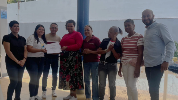 CARACAS | Protegidos del Campamento Transitorio Eduardo Crema reciben certificados