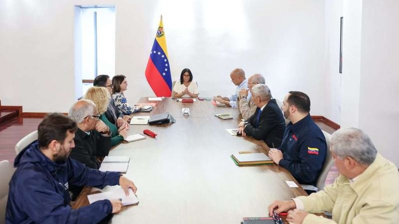 Presidenta (E) anuncia programa de formación para trabajadores de la construcción