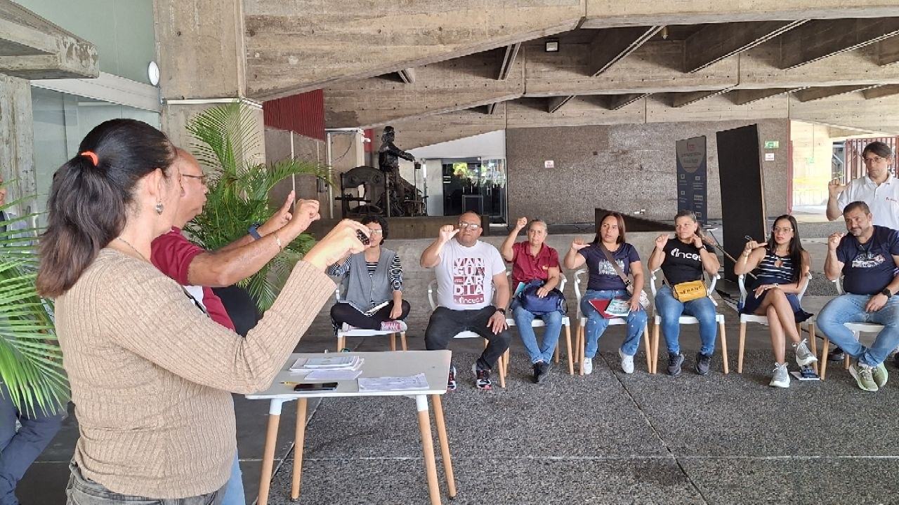 Inces inicia formación en Lengua de Señas Venezolana para promover la inclusión laboral y comunitaria