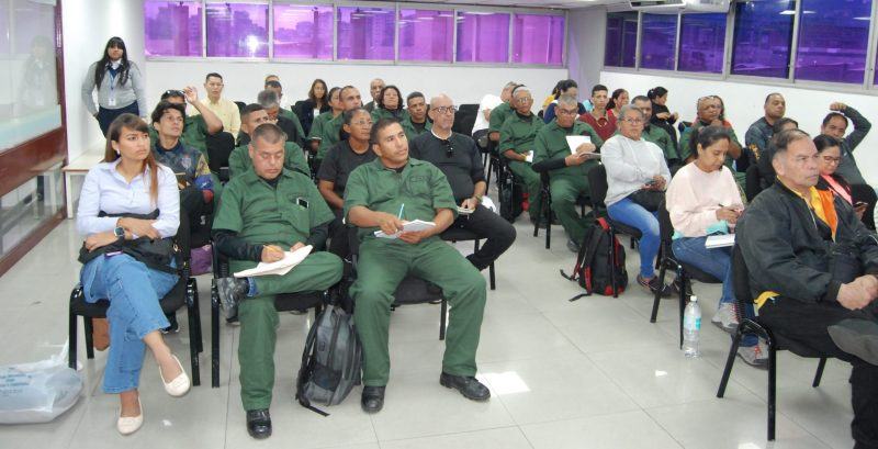 Inces aclaró dudas legales y fiscales a emprendedores